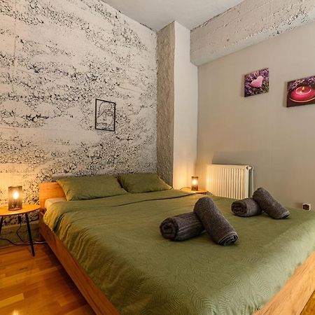 Mary'S House Apartment Brasov Luaran gambar
